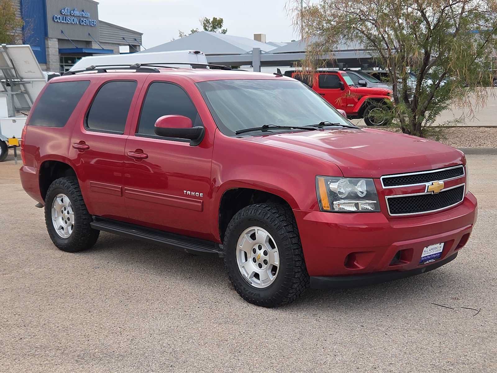 Used 2012 Chevrolet Tahoe LS RWD image 2
