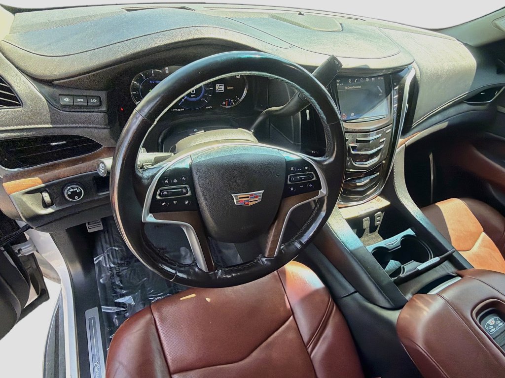 Used 2018 Cadillac Escalade ESV Luxury RWD image 28