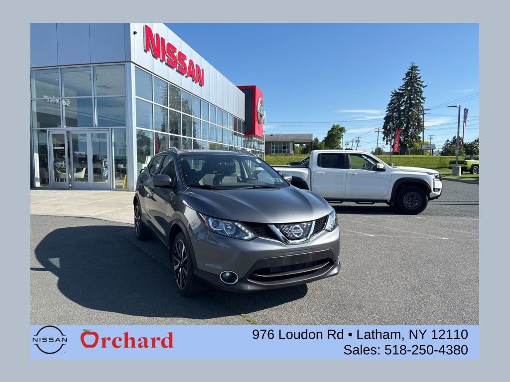 Used 2018 Nissan Rogue Sport SL AWD/4WD image 1