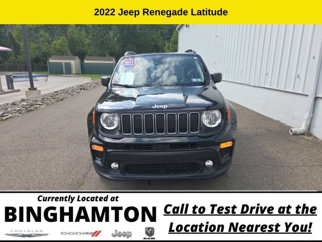Used 2022 Jeep Renegade Latitude w/ Convenience Group AWD/4WD image 2