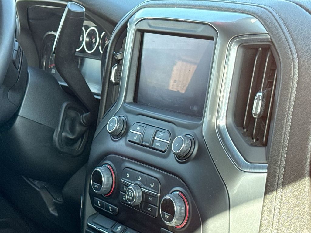 Used 2022 Chevrolet Silverado 1500 LT Trail Boss w/ LPO, Dark Essentials Package image 12