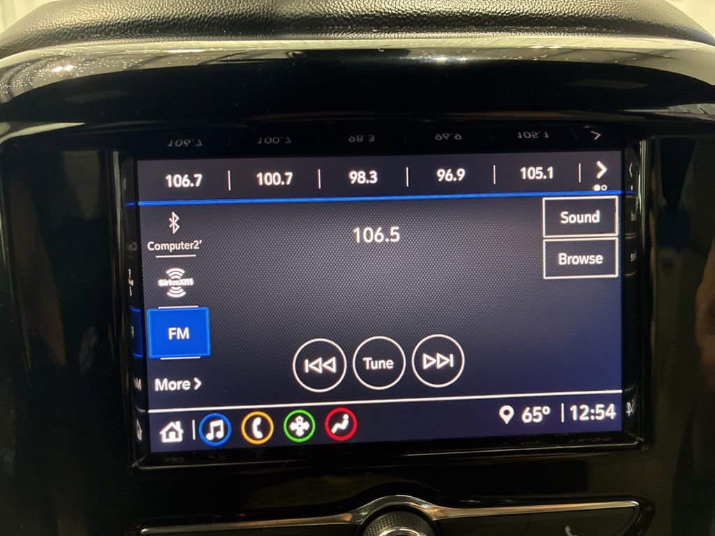 Used 2022 Chevrolet Traverse LS FWD image 30