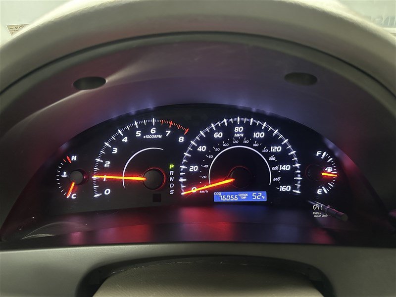 Used 2011 Toyota Camry LE FWD image 24