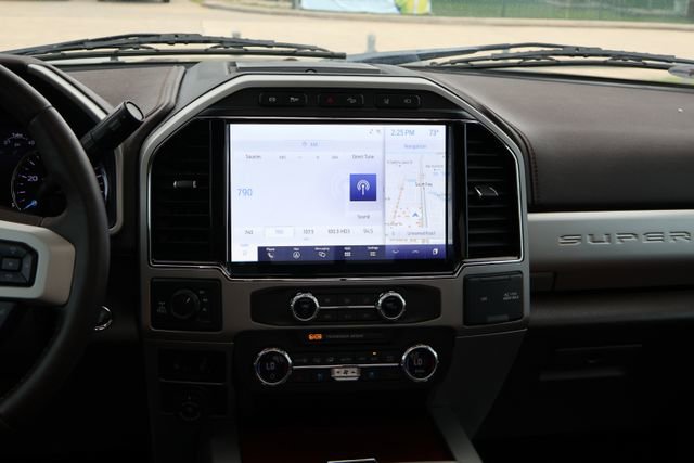 Used 2022 Ford F250 King Ranch w/ King Ranch Ultimate Package AWD/4WD image 14