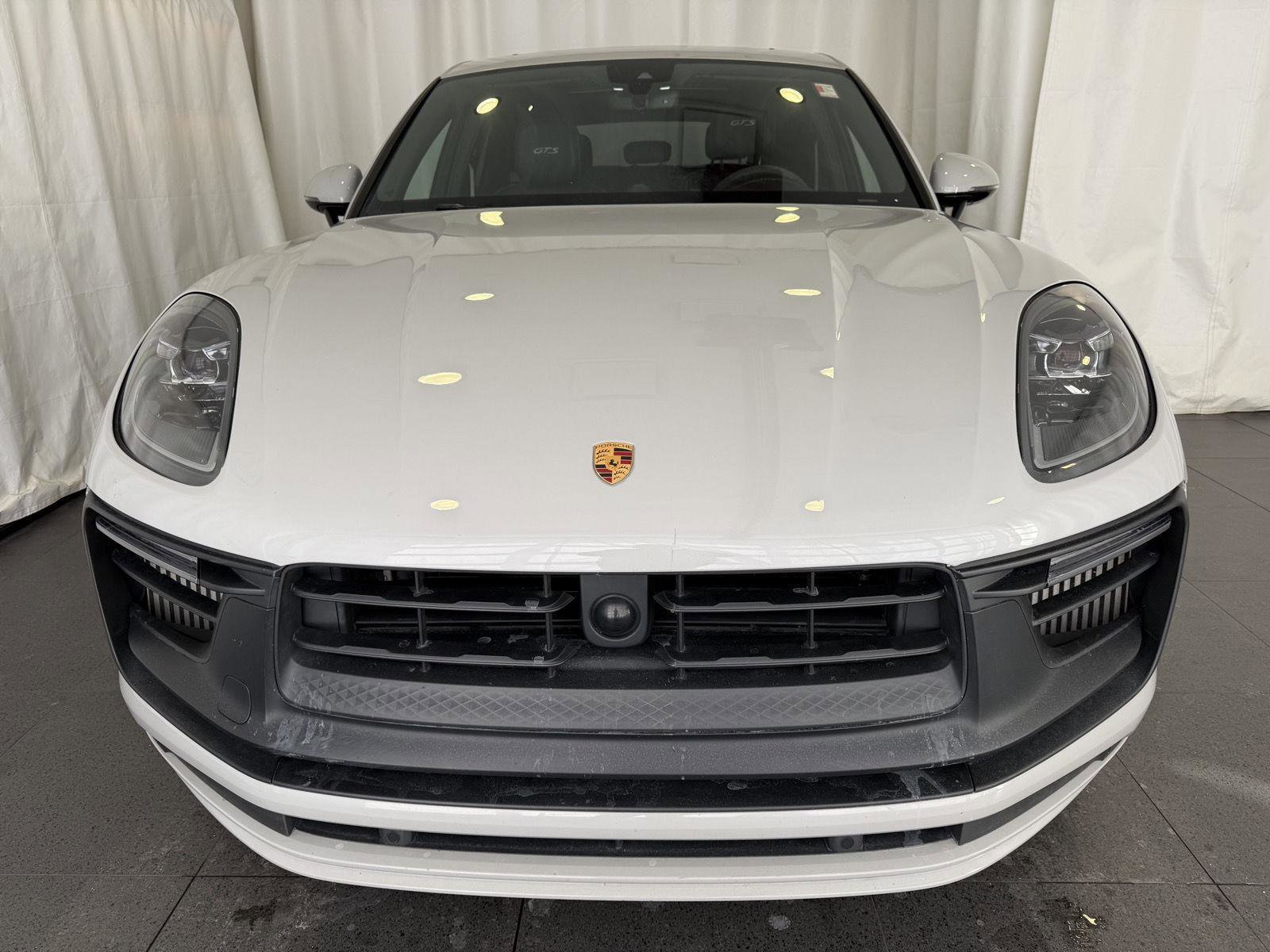 Certified 2023 Porsche Macan GTS image 6