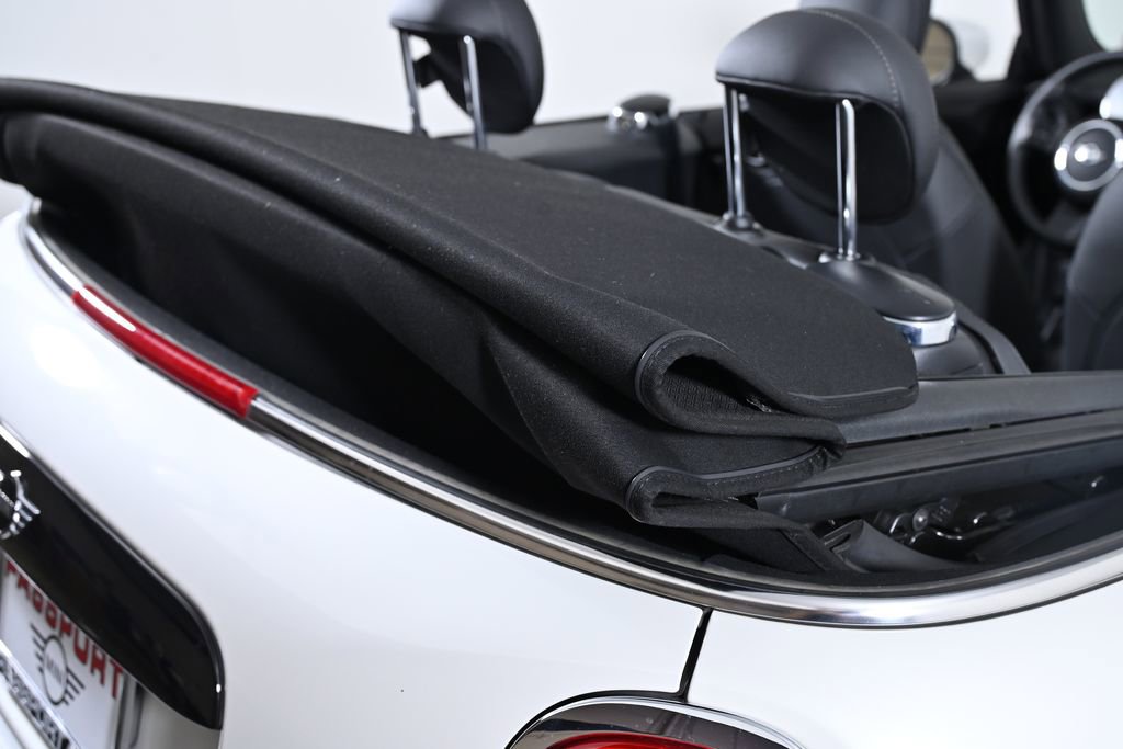 Used 2023 MINI Cooper Convertible image 8