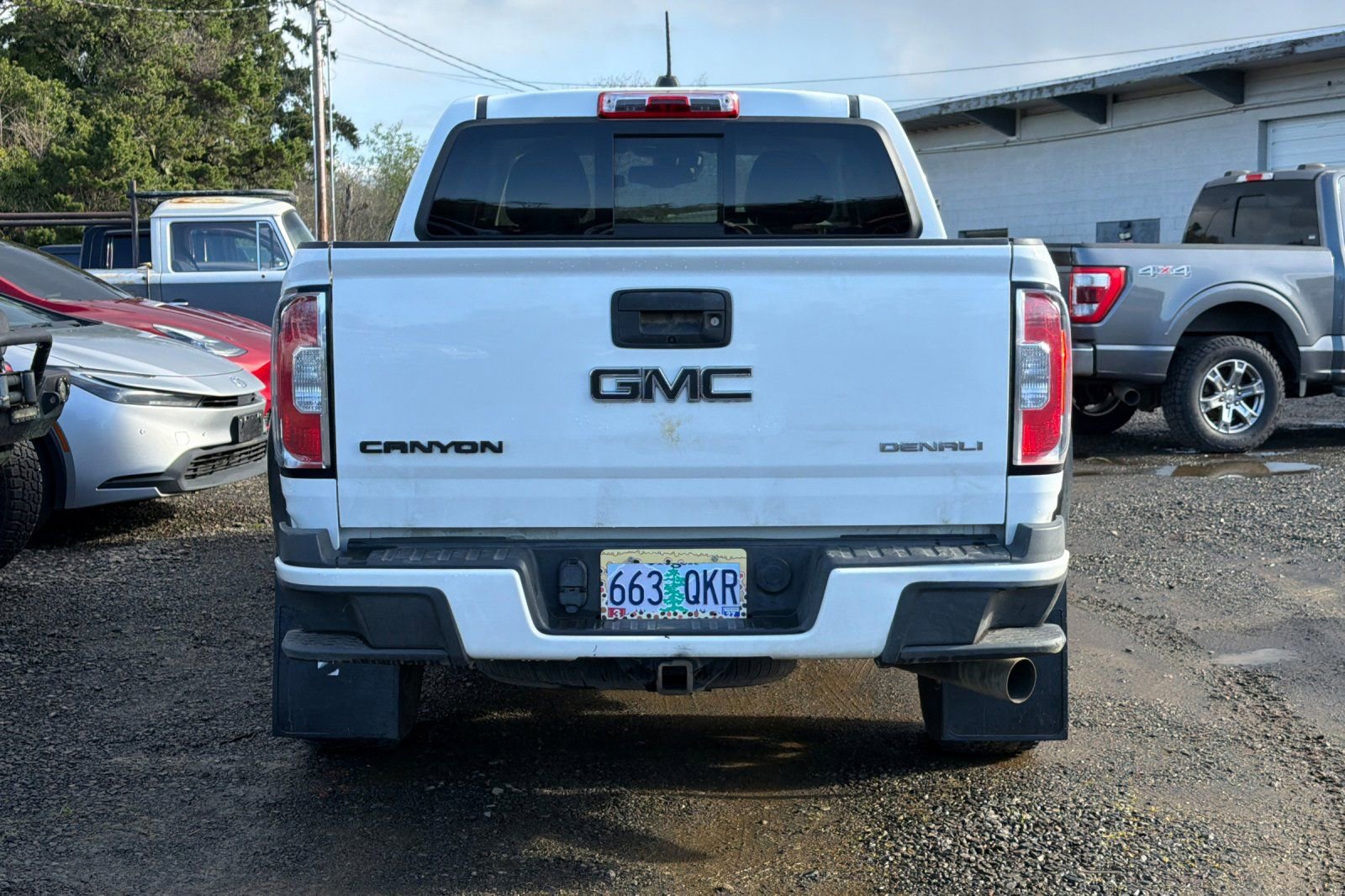 Used 2018 GMC Canyon Denali image 6