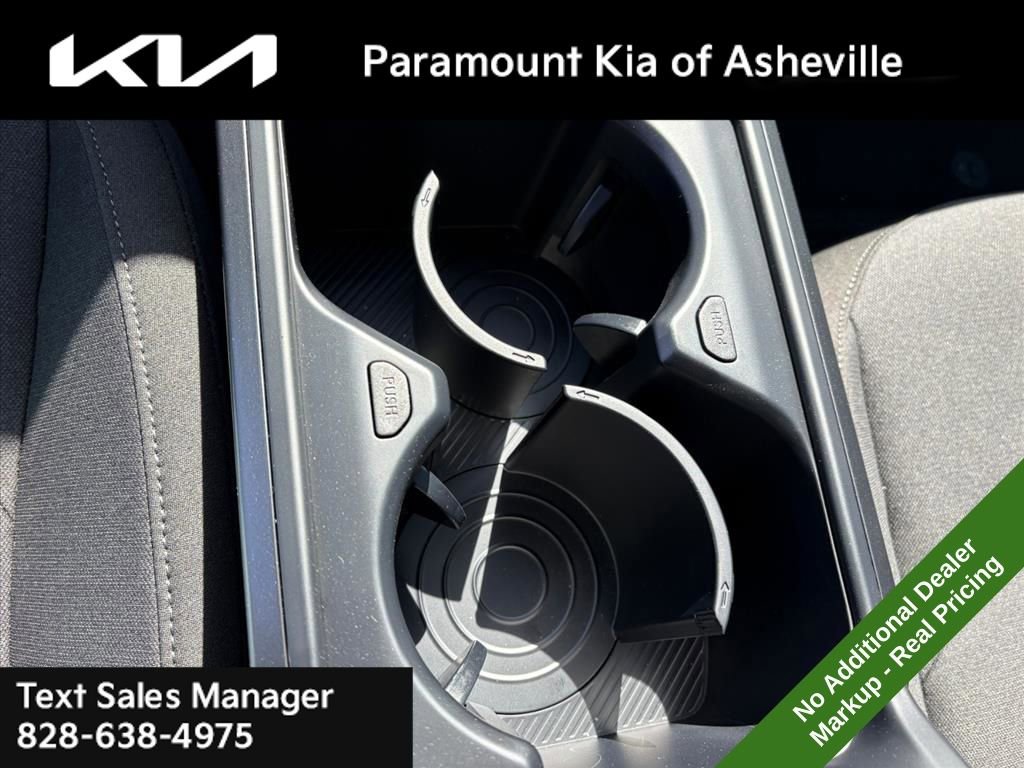 New 2026 Kia K4 FWD image 26