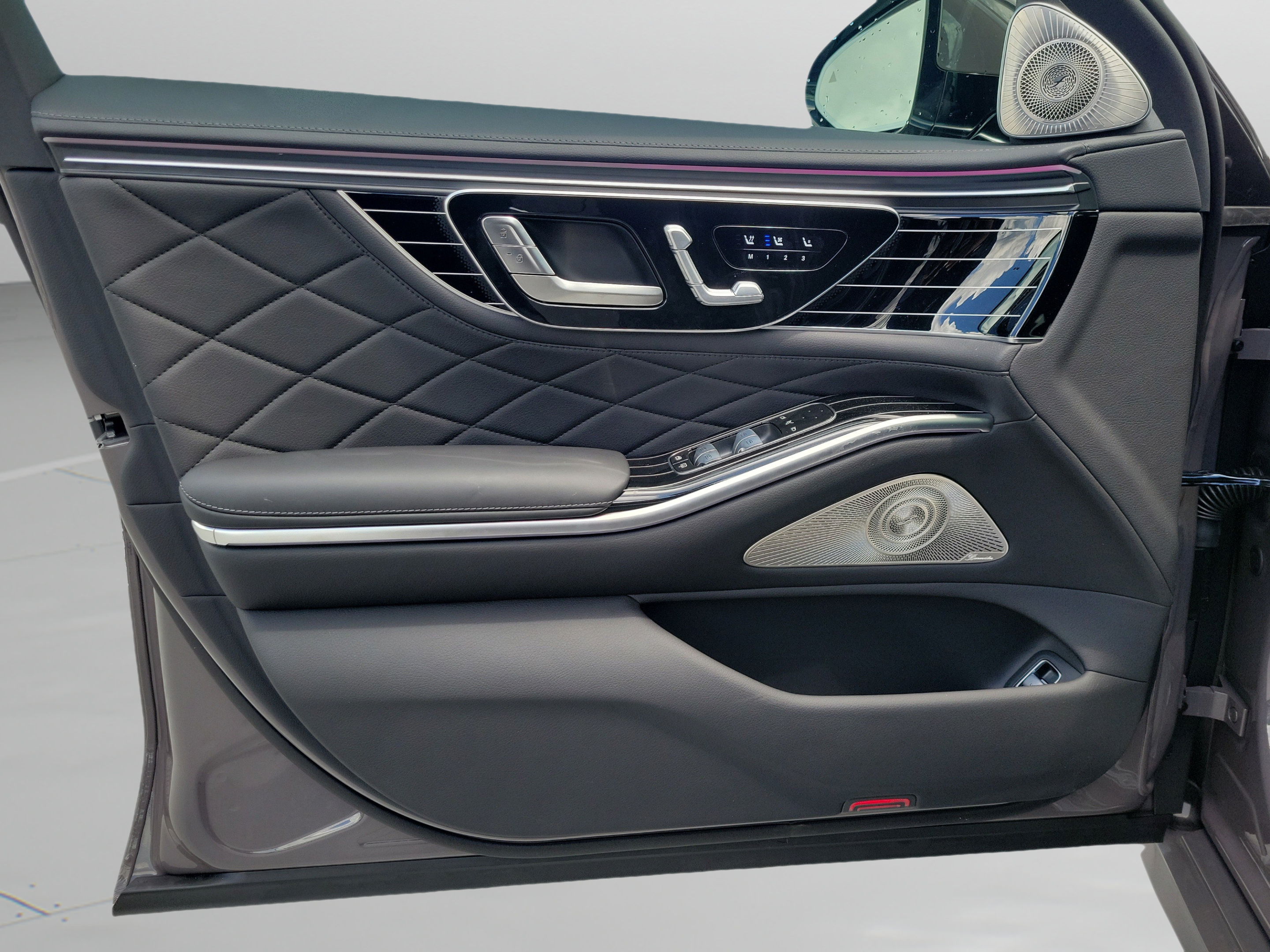 New 2027 Mercedes-Benz S 580 4MATIC Sedan image 16