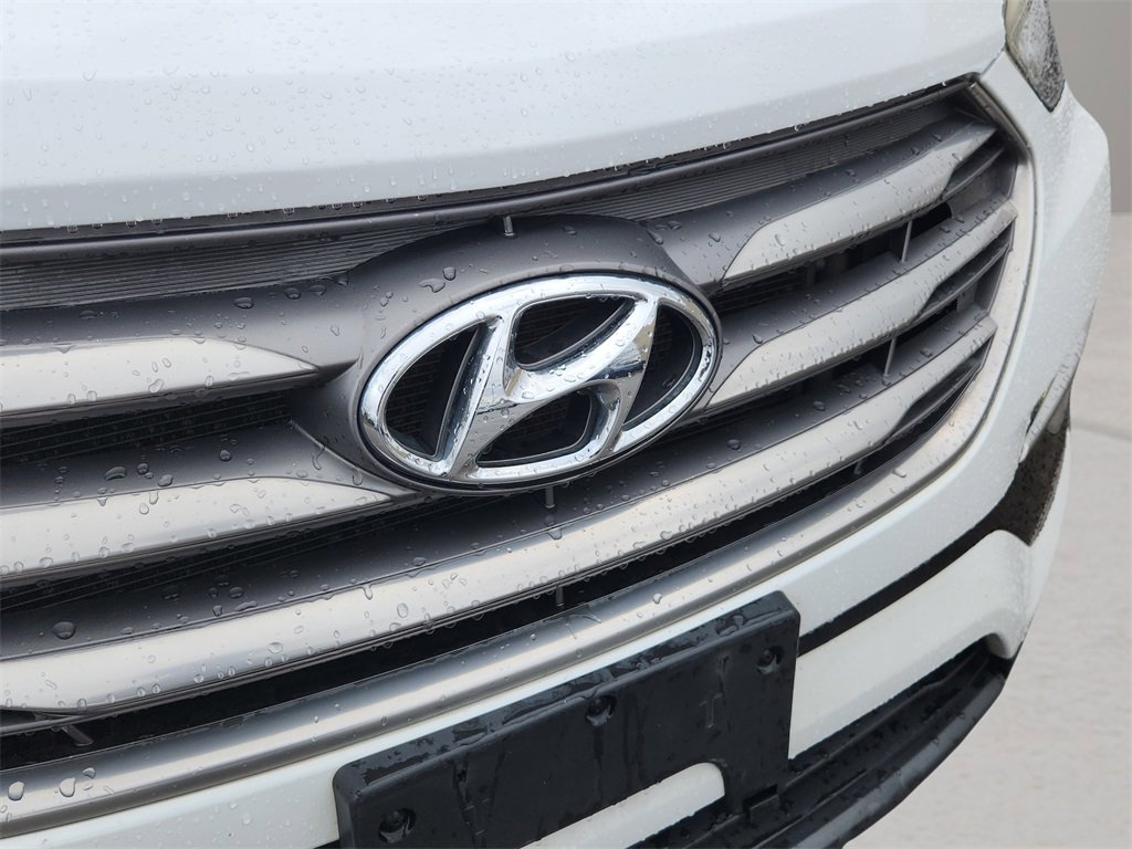 Used 2017 Hyundai Santa Fe Sport image 9