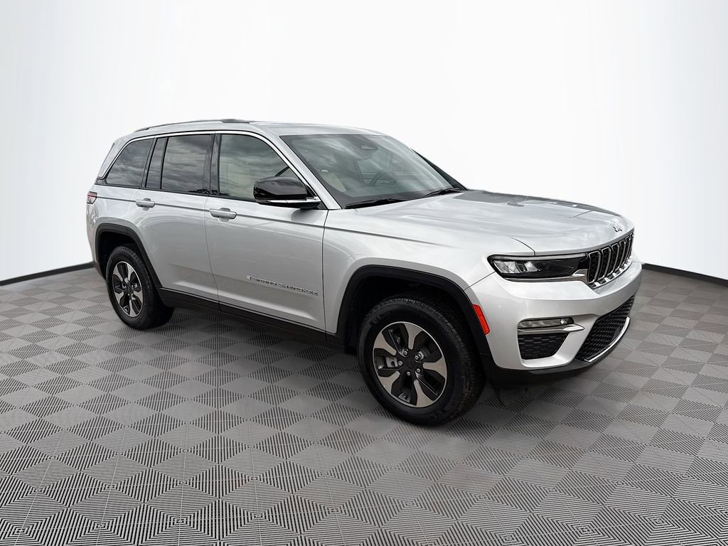 New 2024 Jeep Grand Cherokee Limited 4xe image 3