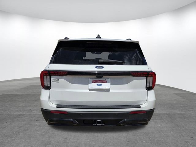 Used 2025 Ford Explorer ST-Line w/ Premium Package image 5