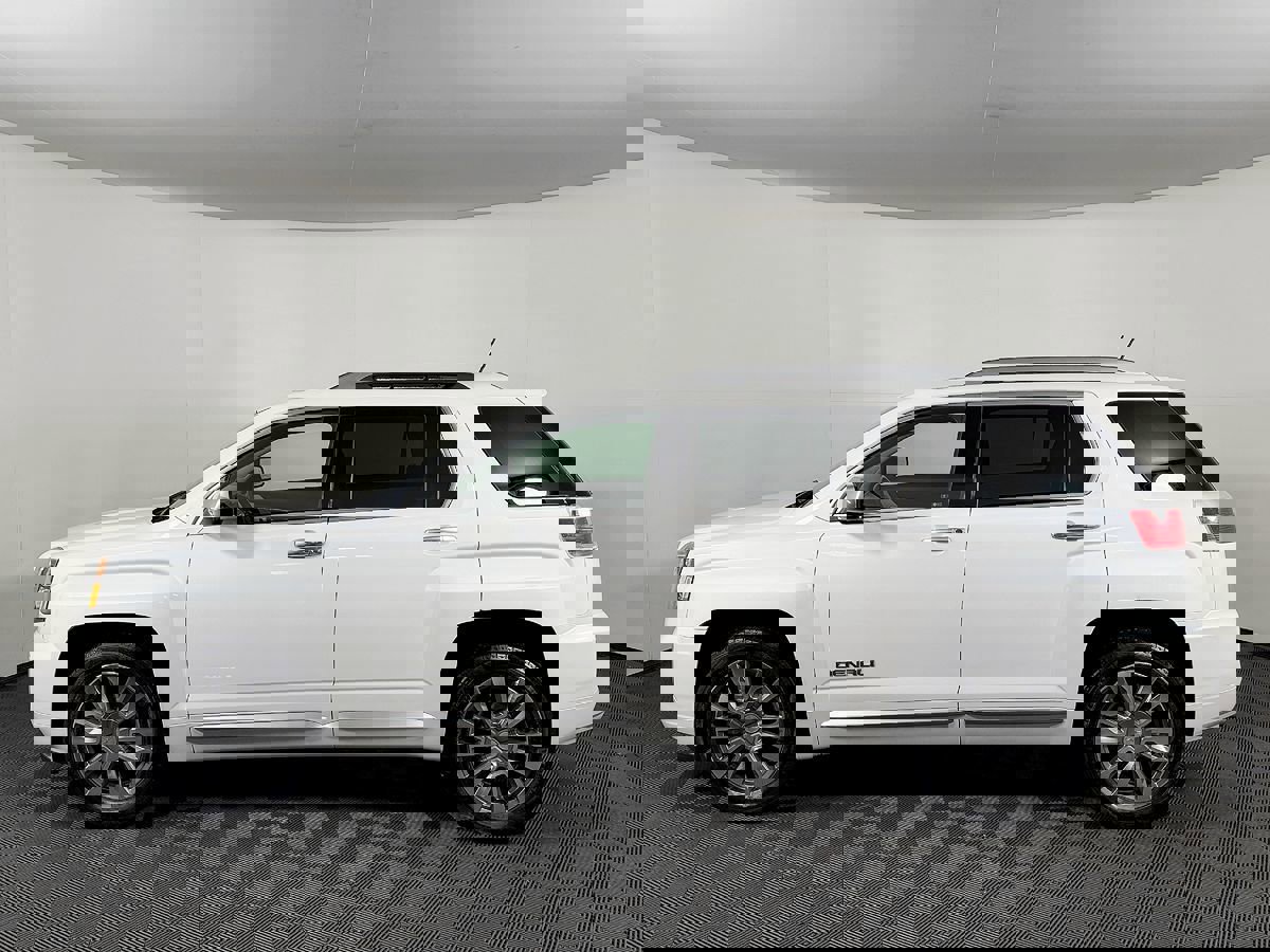 Used 2017 GMC Terrain Denali image 17