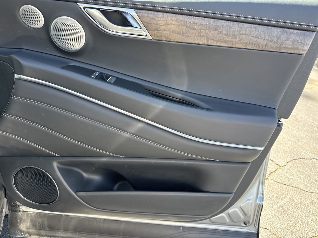 Used 2025 Genesis GV80 3.5T Advanced image 14