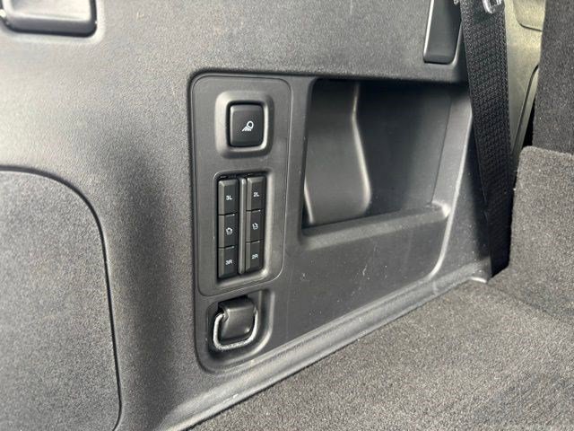 Used 2025 Ford Expedition Active image 32