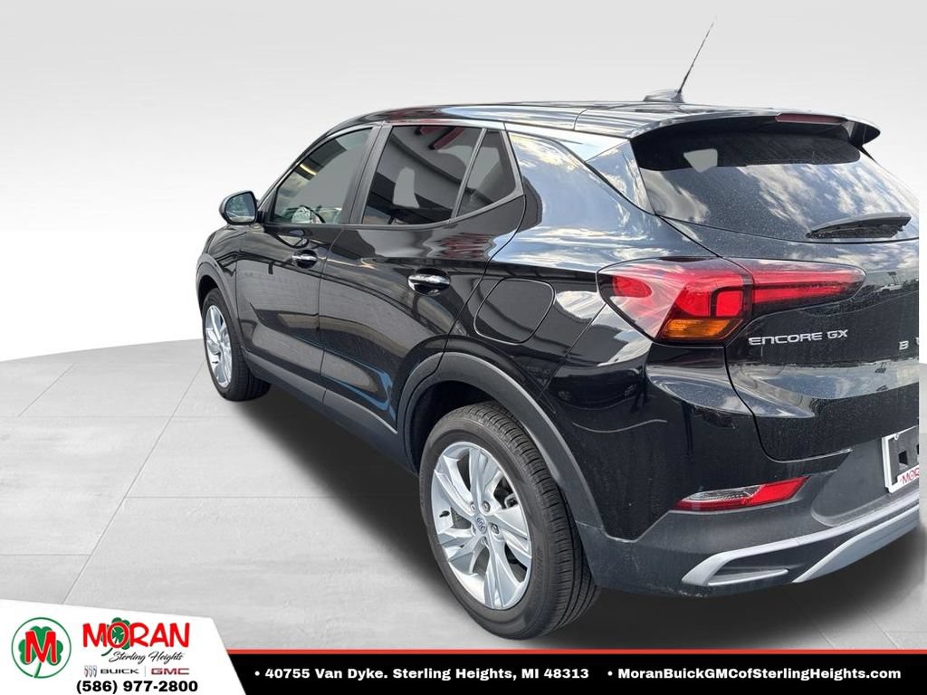 Certified 2024 Buick Encore GX Preferred w/ Comfort Package FWD image 9