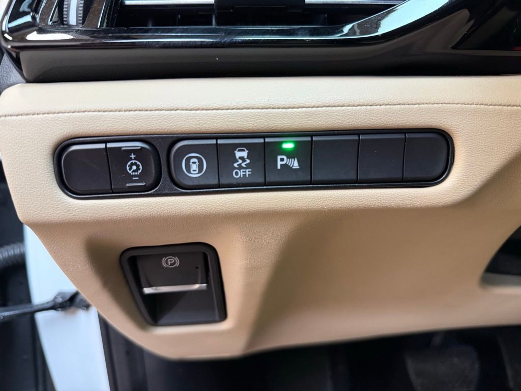 Used 2022 Acura MDX FWD w/ Technology Package image 21