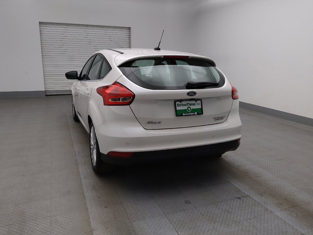 Used 2016 Ford Focus Titanium w/ Titanium Technology Package image 6