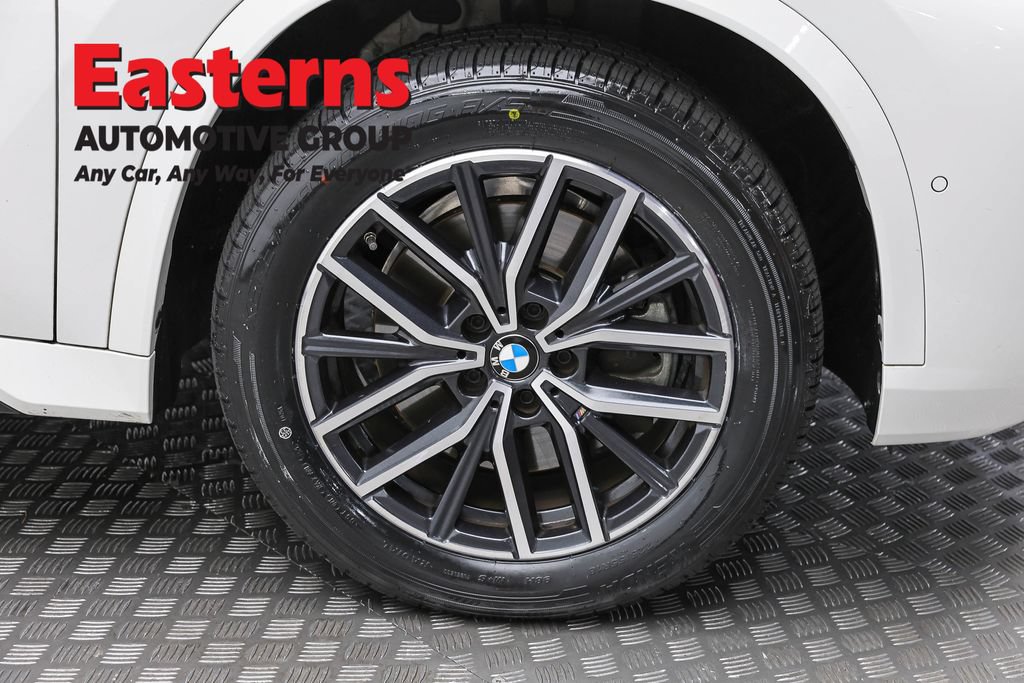 Used 2023 BMW X1 xDrive28i w/ M Sport Package AWD/4WD image 31