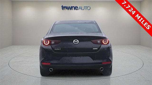 Used 2025 MAZDA MAZDA3 s image 3