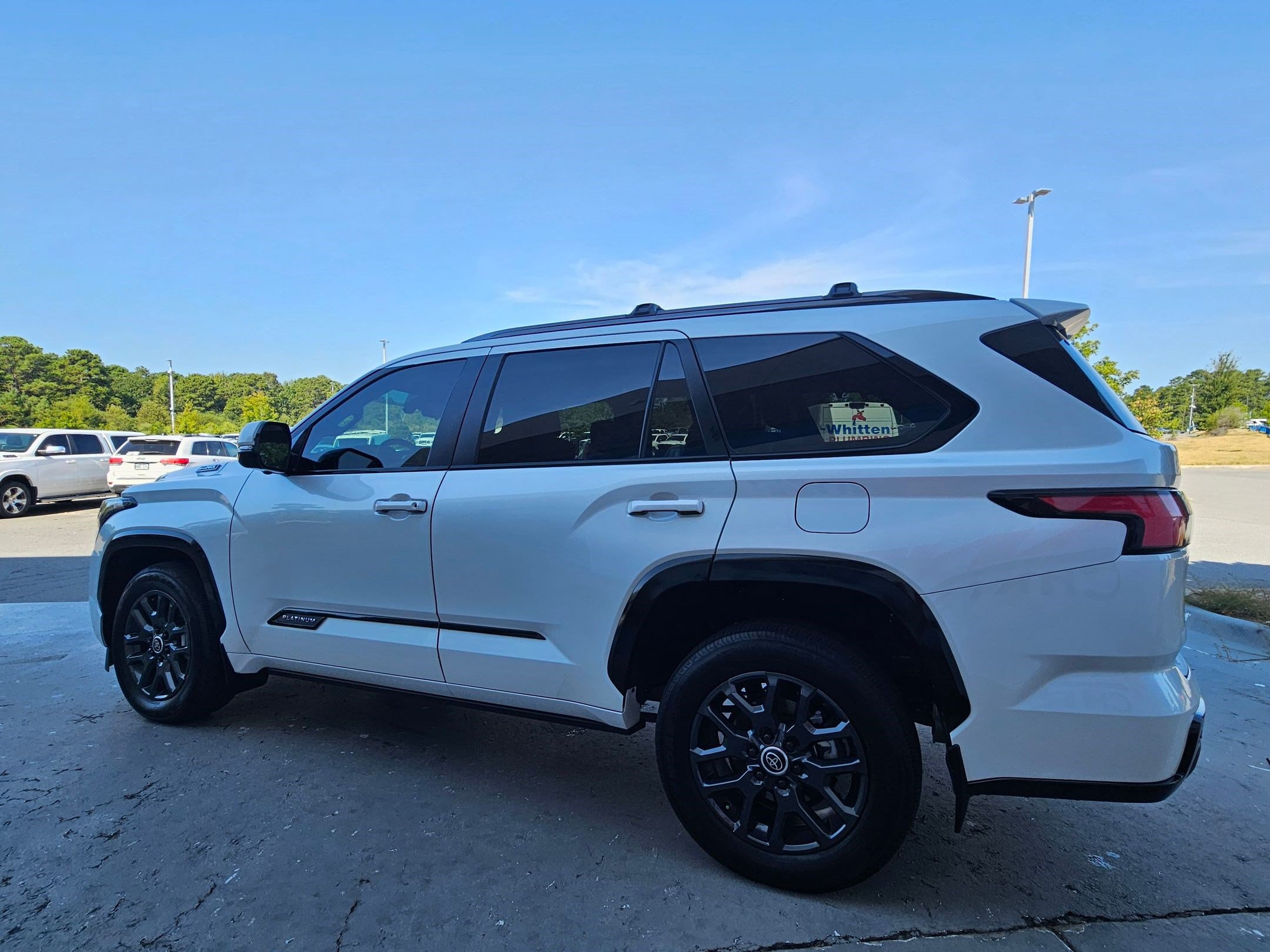 Used 2024 Toyota Sequoia Platinum AWD/4WD image 5