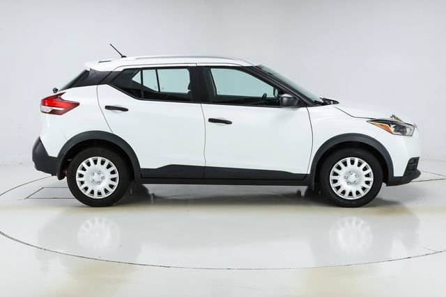 Used 2018 Nissan Kicks S FWD image 13