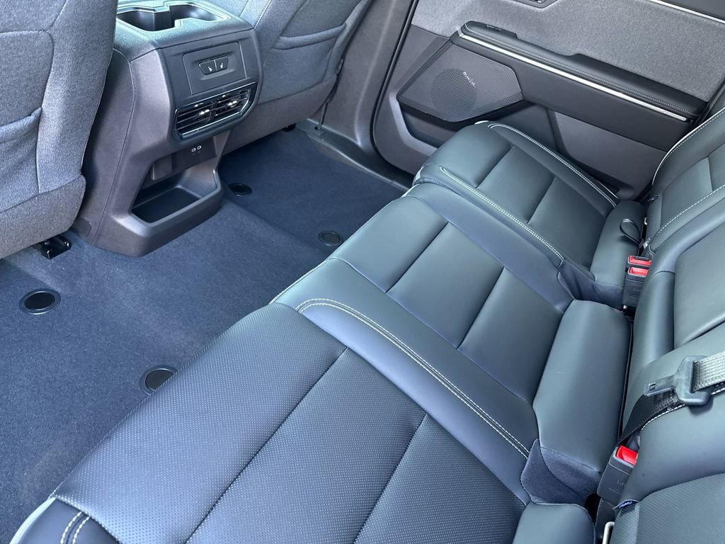 Used 2026 GMC Sierra EV Elevation image 11