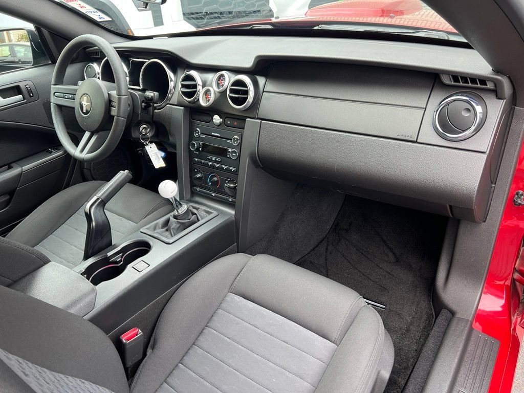 Used 2008 Ford Mustang GT RWD image 19