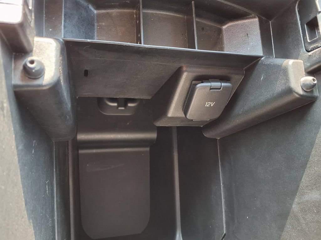 Used 2019 Ford Edge Titanium FWD image 24