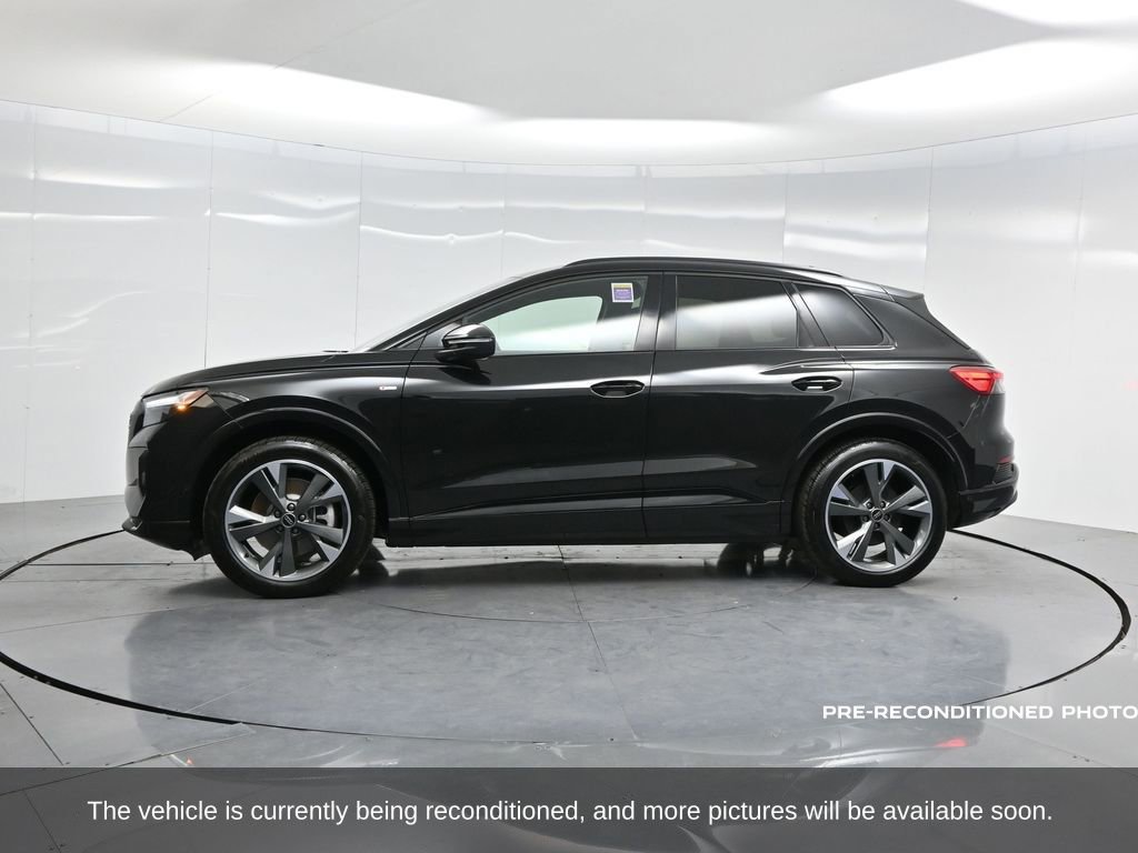 Used 2024 Audi Q4 e-tron Premium Plus w/ Premium Plus image 49