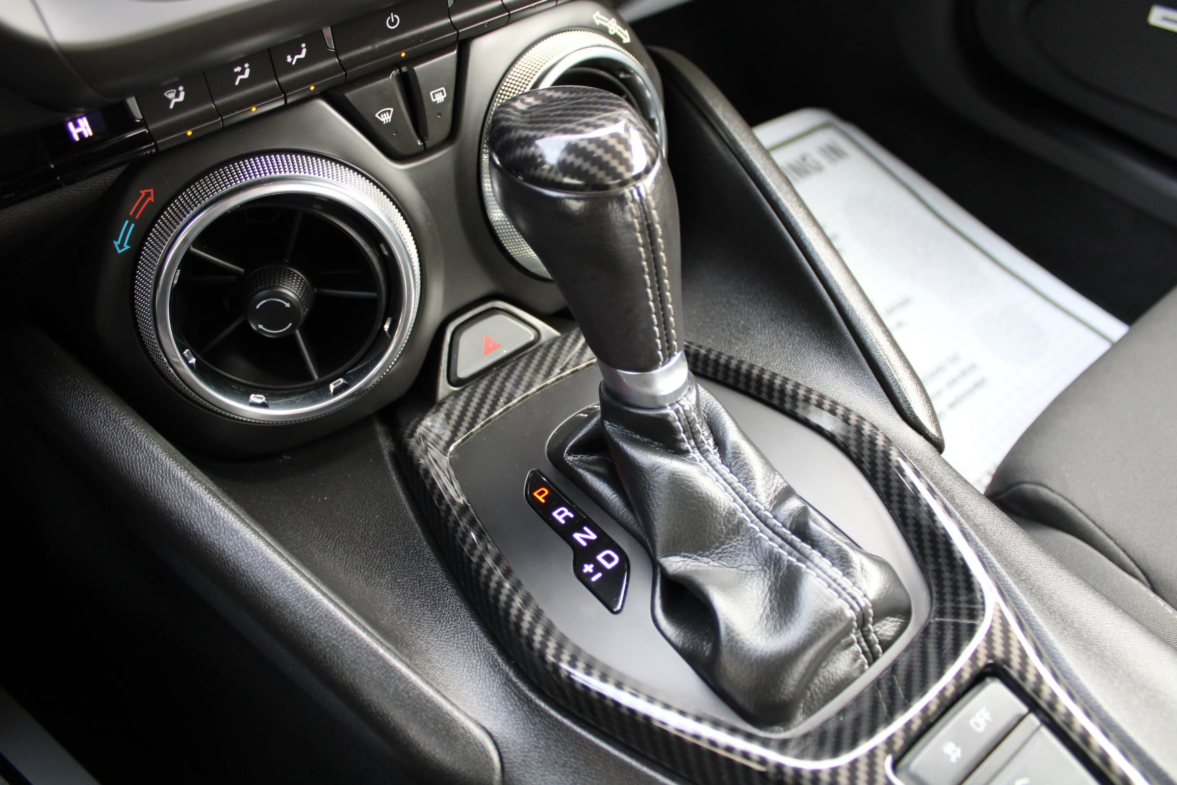 Used 2019 Chevrolet Camaro LT w/ Technology Package image 16