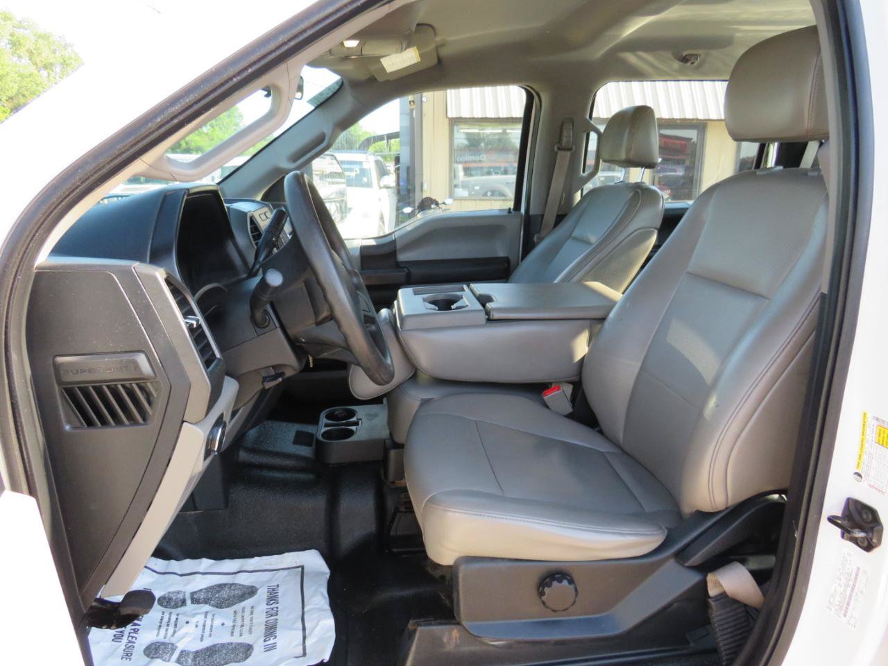 Used 2018 Ford F250 XL w/ Power Equipment Group AWD/4WD image 8