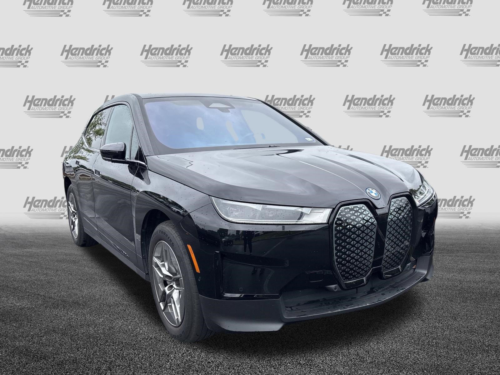 Certified 2023 BMW iX xDrive50 AWD/4WD image 6