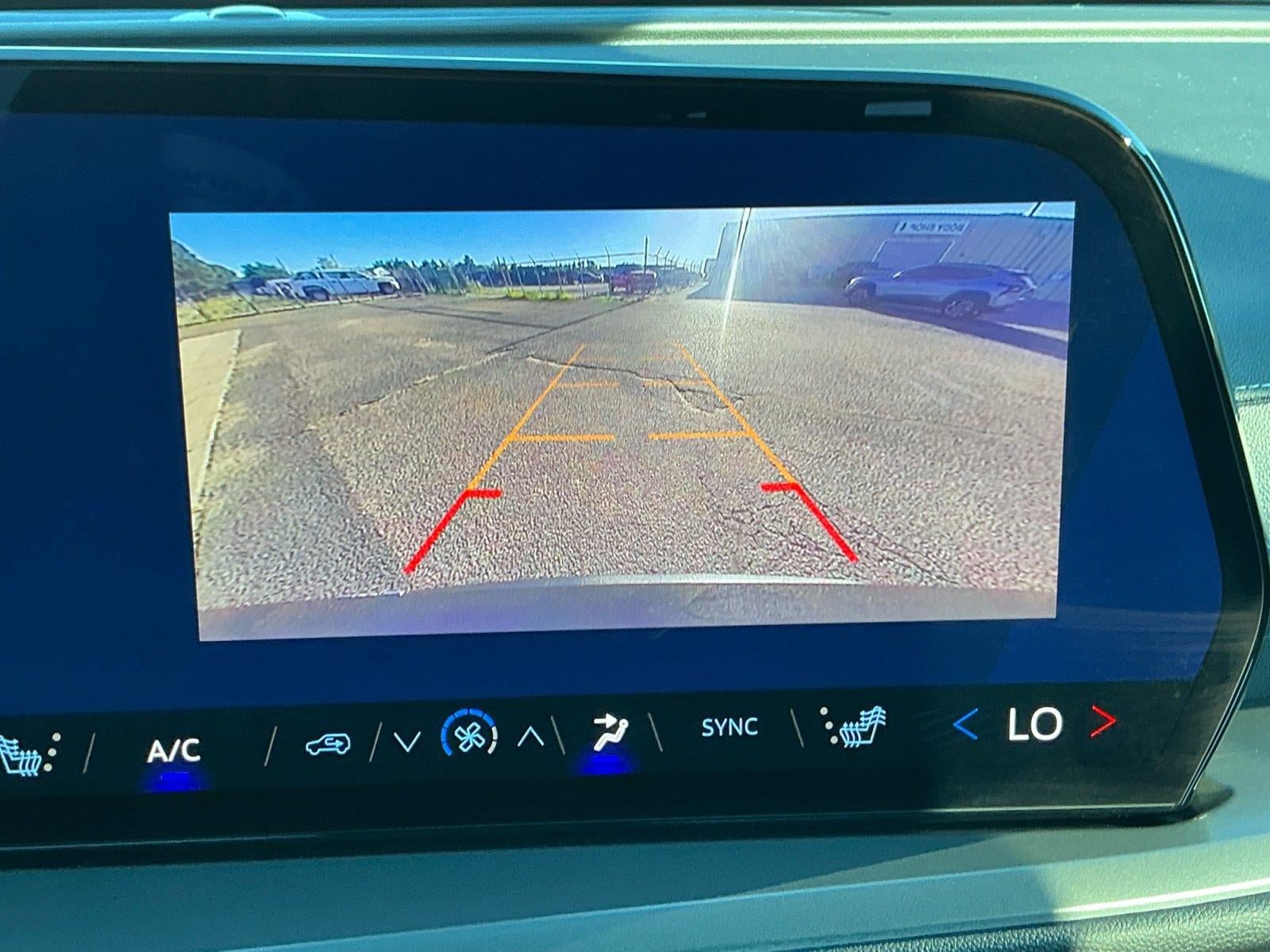 Used 2026 Chevrolet Traverse LT AWD/4WD image 19