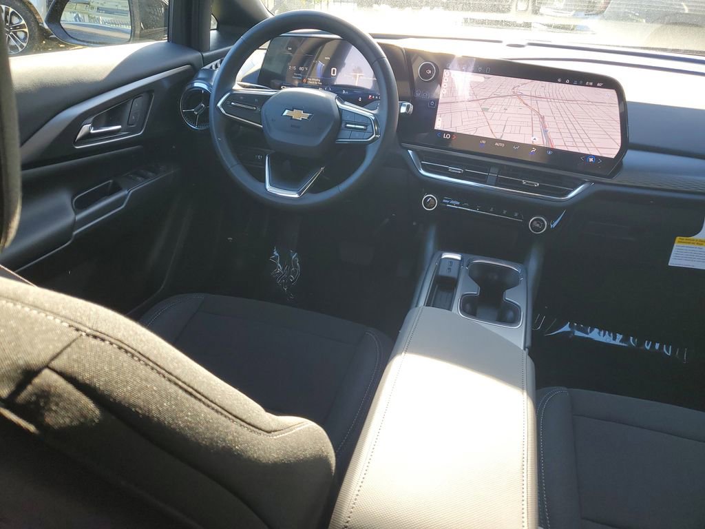 New 2026 Chevrolet Equinox EV LT image 10