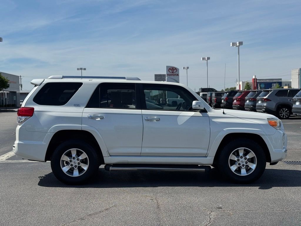 Used 2011 Toyota 4Runner SR5 w/ Convenience Pkg image 7