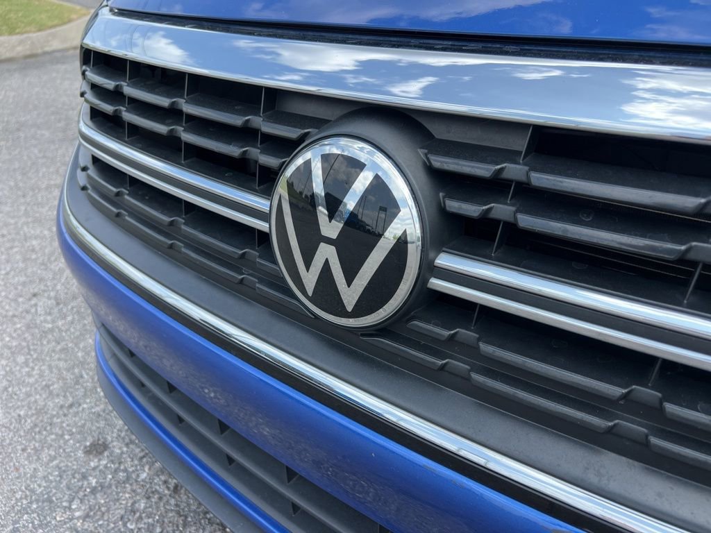 Certified 2022 Volkswagen Jetta SE w/ Panoramic Sunroof Package FWD image 11