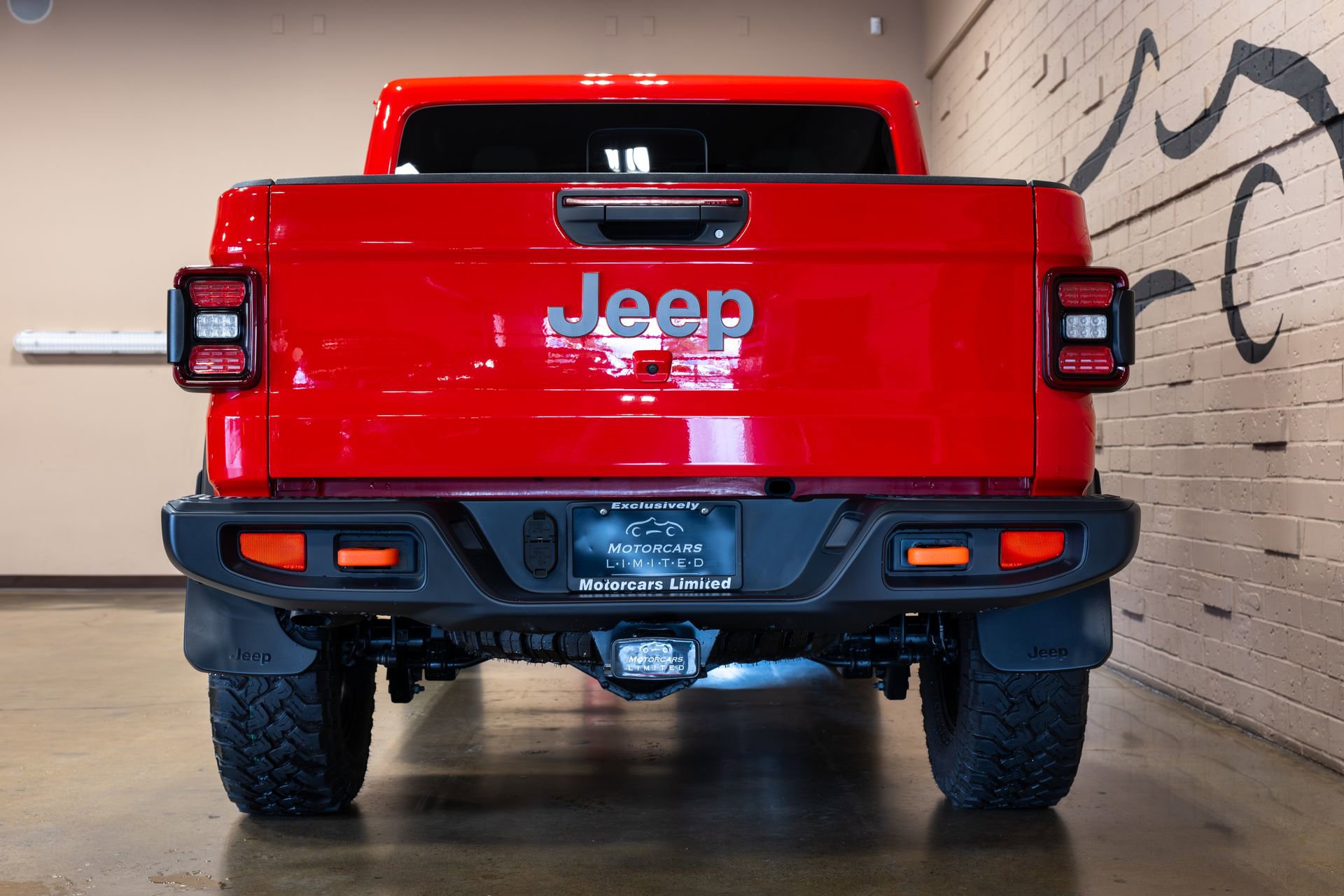 Used 2021 Jeep Gladiator Mojave w/ Uconnect 4C Nav & Sound Group image 7