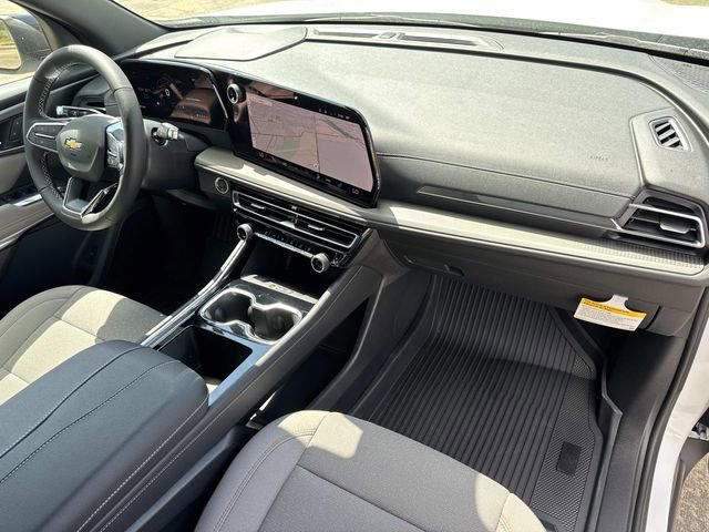 New 2026 Chevrolet Traverse LT w/ LPO, Floor Liner Package FWD image 16