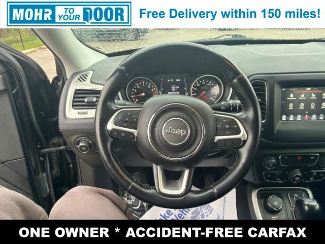 Used 2020 Jeep Compass Latitude w/ Cold Weather Group AWD/4WD image 18