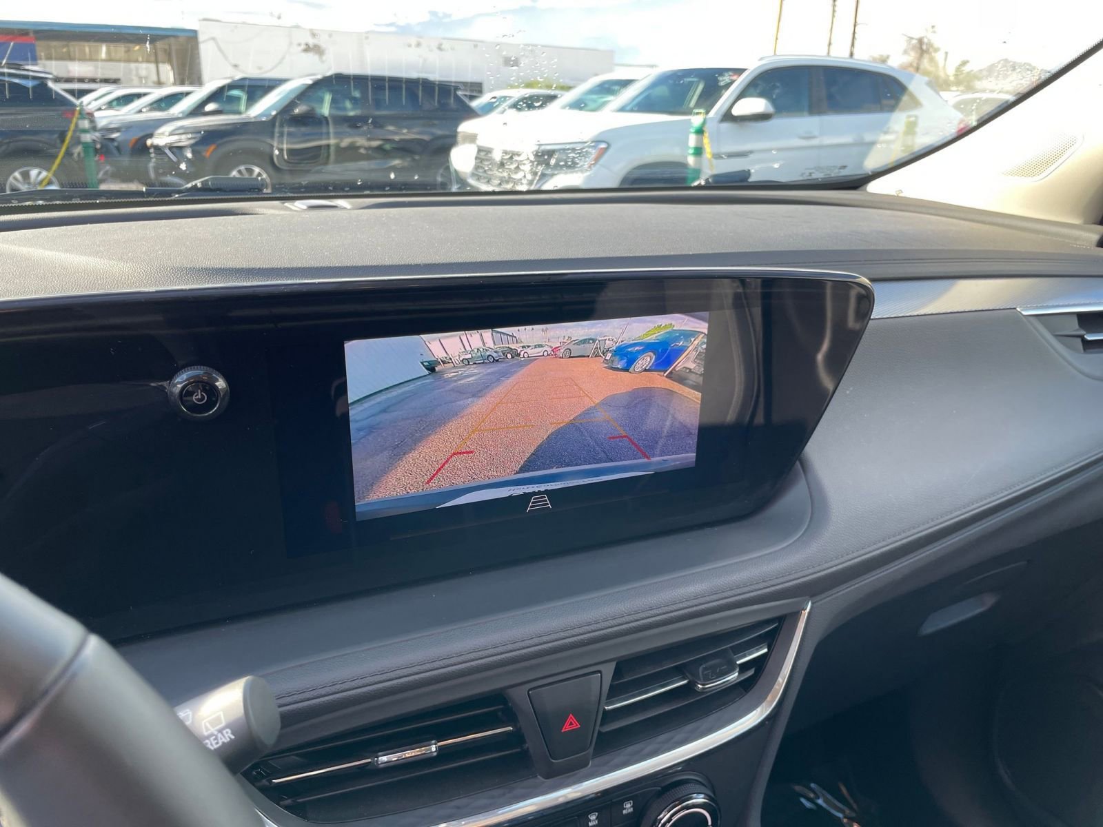 Used 2025 Buick Encore GX Preferred image 17