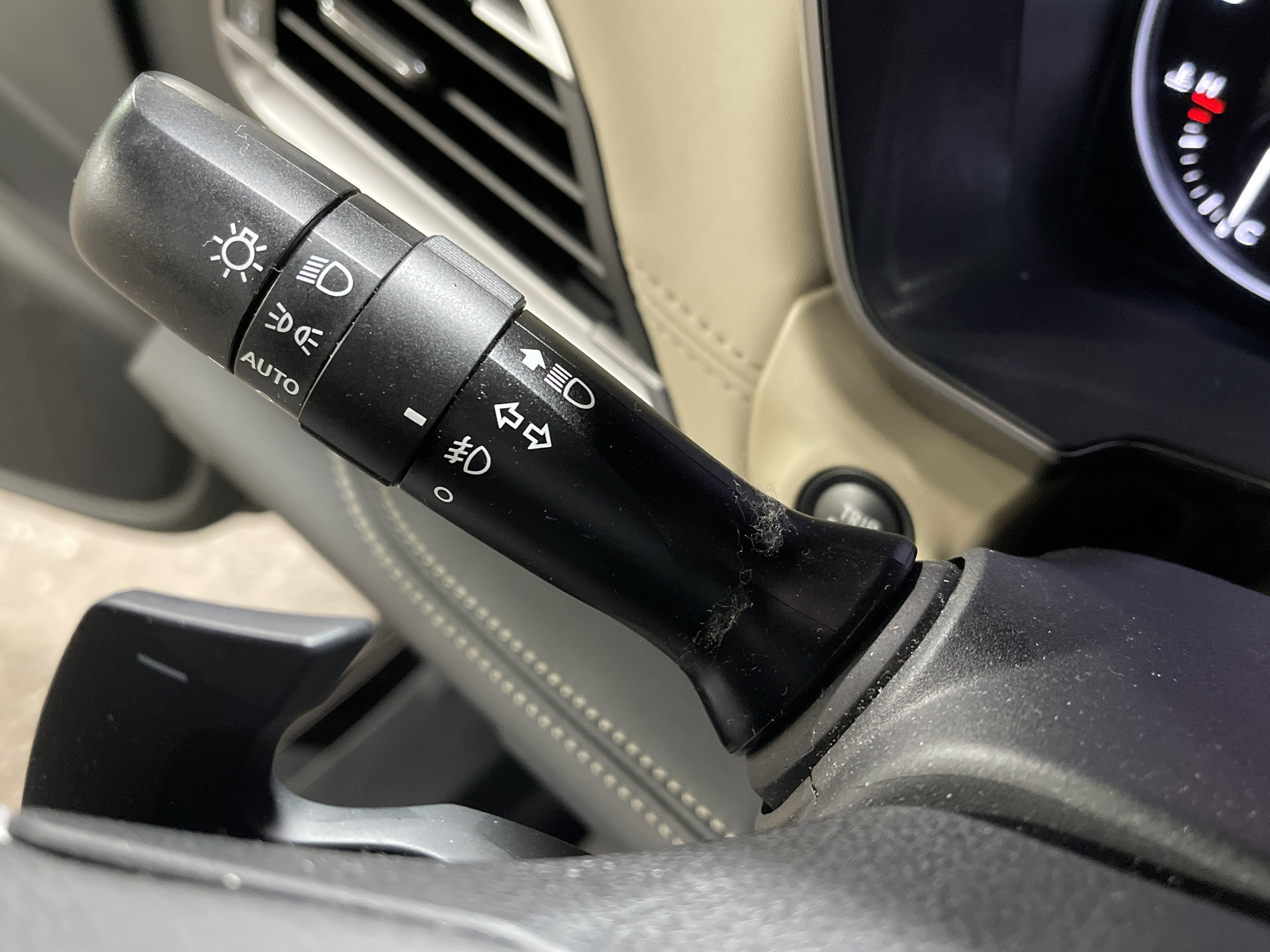 Used 2023 Subaru Outback Limited image 21