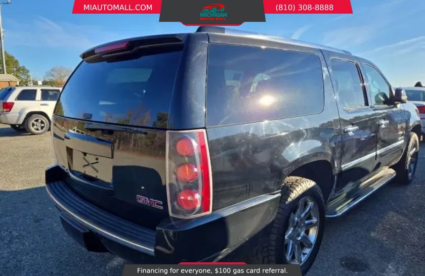 Used 2014 GMC Yukon XL Denali image 6