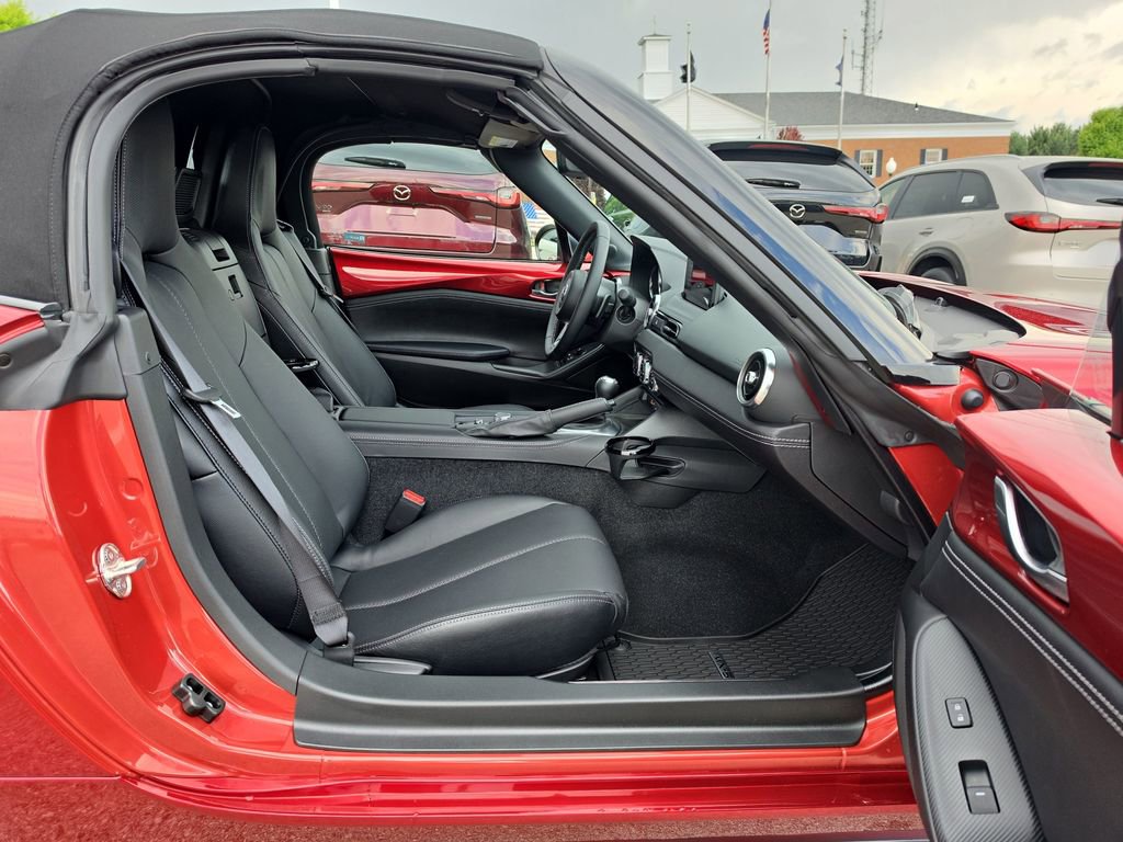 New 2026 MAZDA MX-5 Miata Grand Touring w/ Weather Package RWD image 15