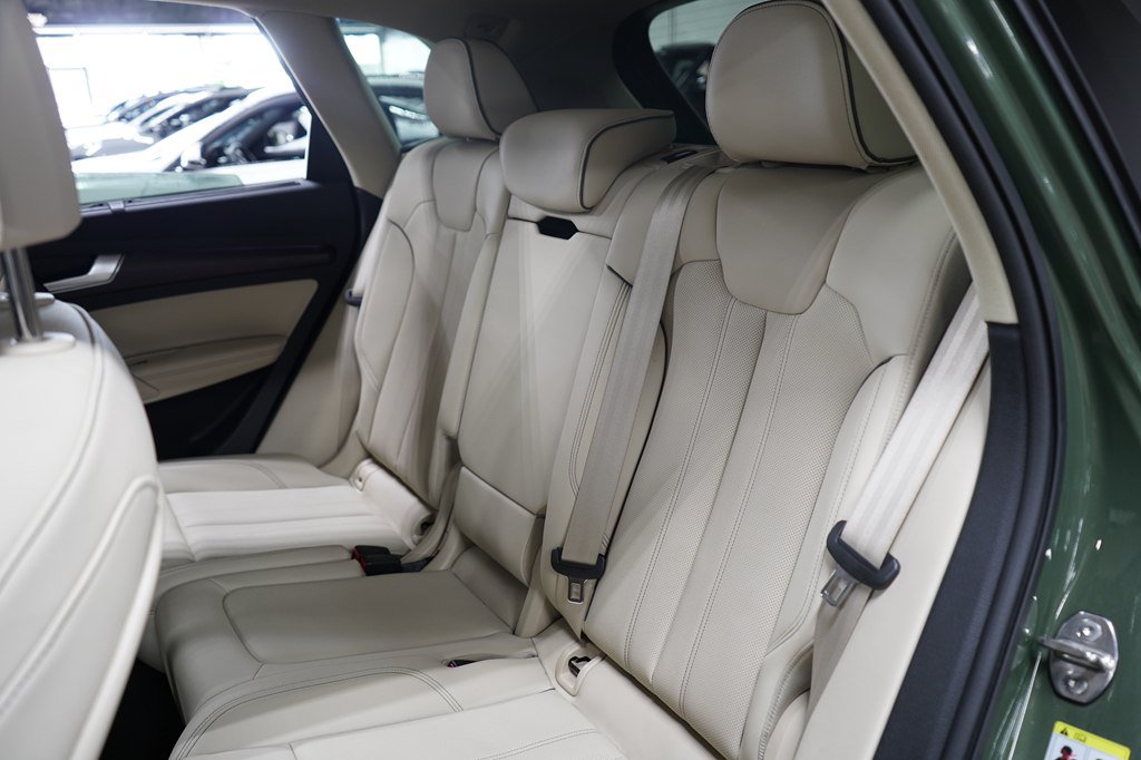 Used 2023 Audi Q5 2.0T Prestige w/ Prestige Package AWD/4WD image 24