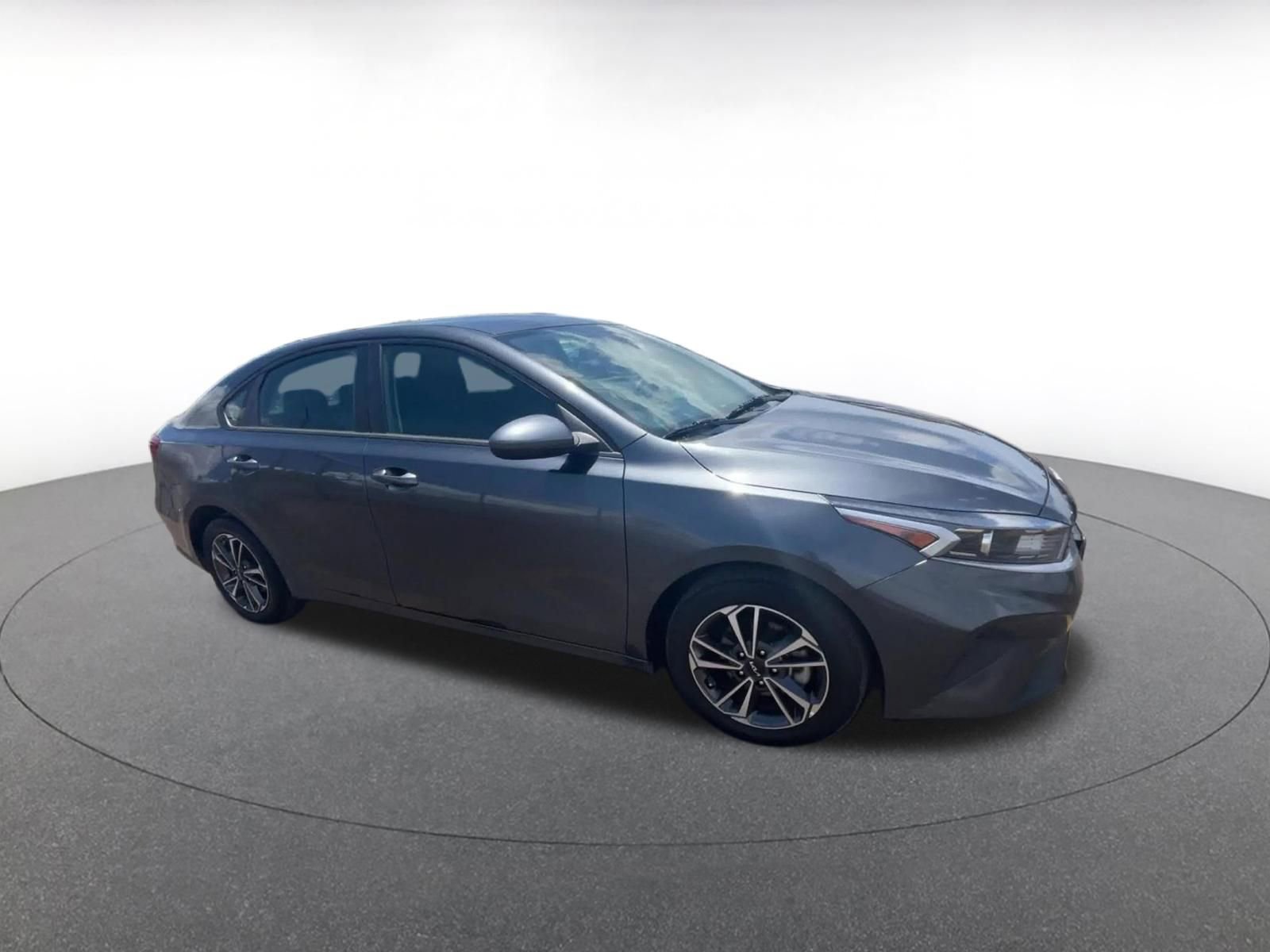 Used 2024 Kia Forte LXS FWD video 2