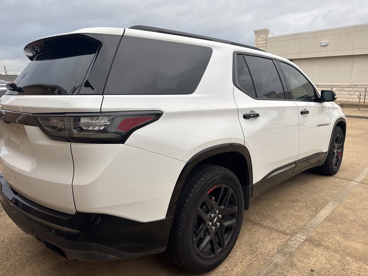 Used 2019 Chevrolet Traverse Premier w/ Redline Edition FWD image 5