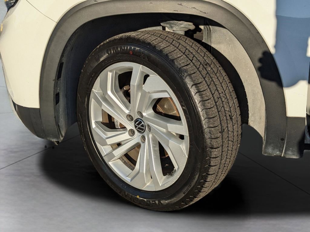 Certified 2022 Volkswagen Atlas SE FWD image 31