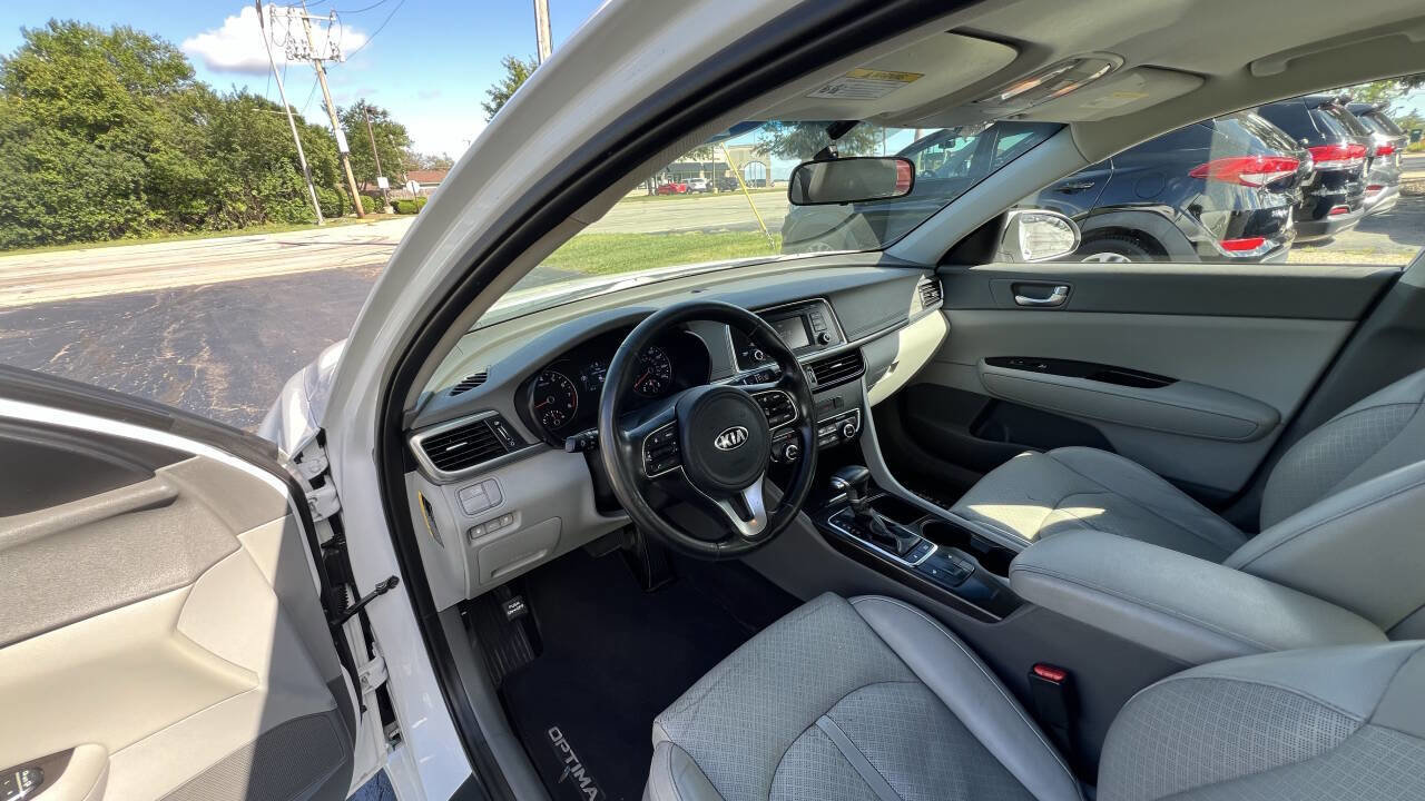 Used 2016 Kia Optima EX image 11