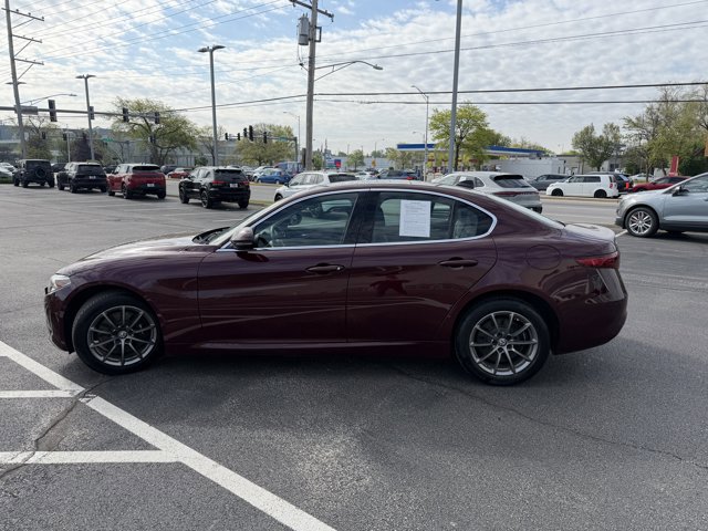 Used 2018 Alfa Romeo Giulia AWD image 3